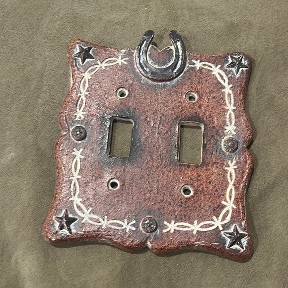 1 - single, 1-double light switch covers - Picture 5 of 5